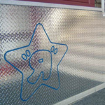 Toys R Us Logo gelasert